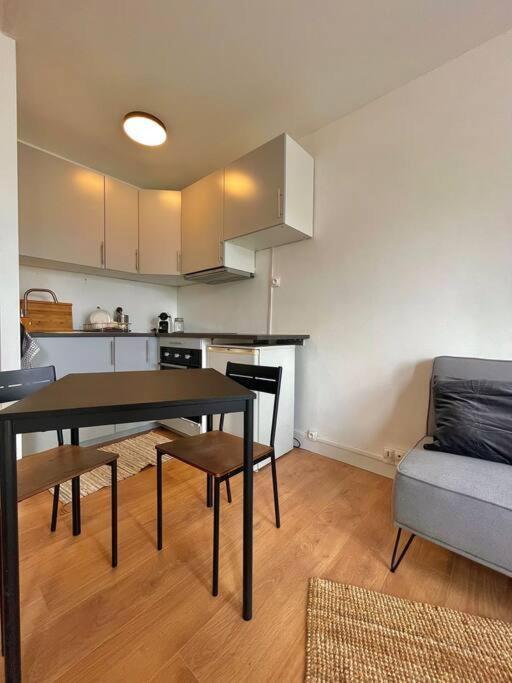 Superbe Studio Avec Parking Gratuit Sur Place Paray-Vieille-Poste Eksteriør bilde
